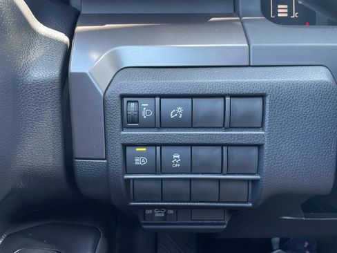 Used 2026 Toyota Tacoma SR5 AWD/4WD image 20