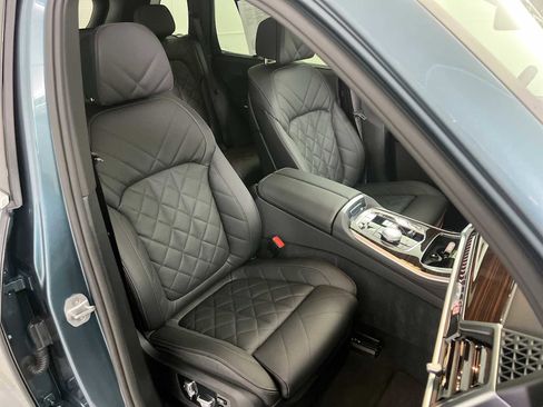 Used 2026 BMW X5 xDrive50e w/ Executive Package image 26