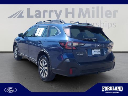 Used 2020 Subaru Outback AWD/4WD image 3