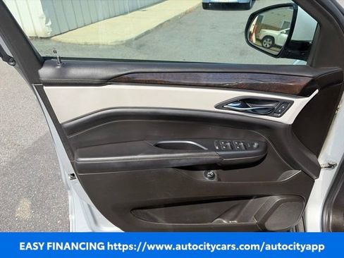 Used 2013 Cadillac SRX Luxury FWD image 5
