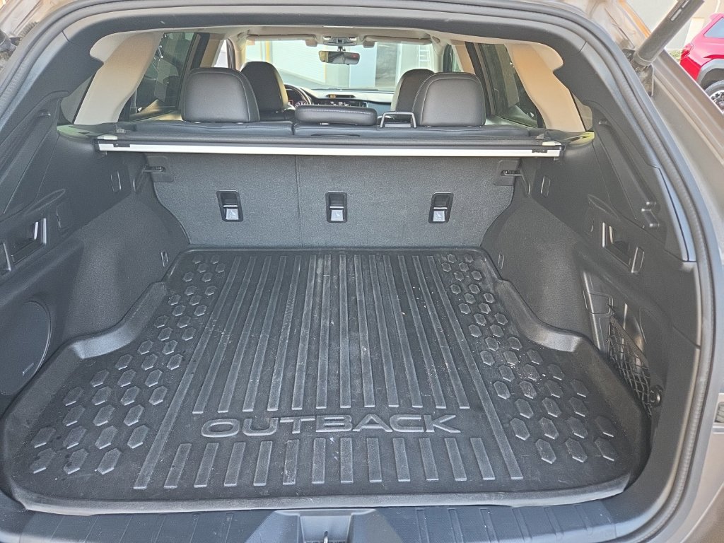Used 2022 Subaru Outback Limited AWD/4WD image 12