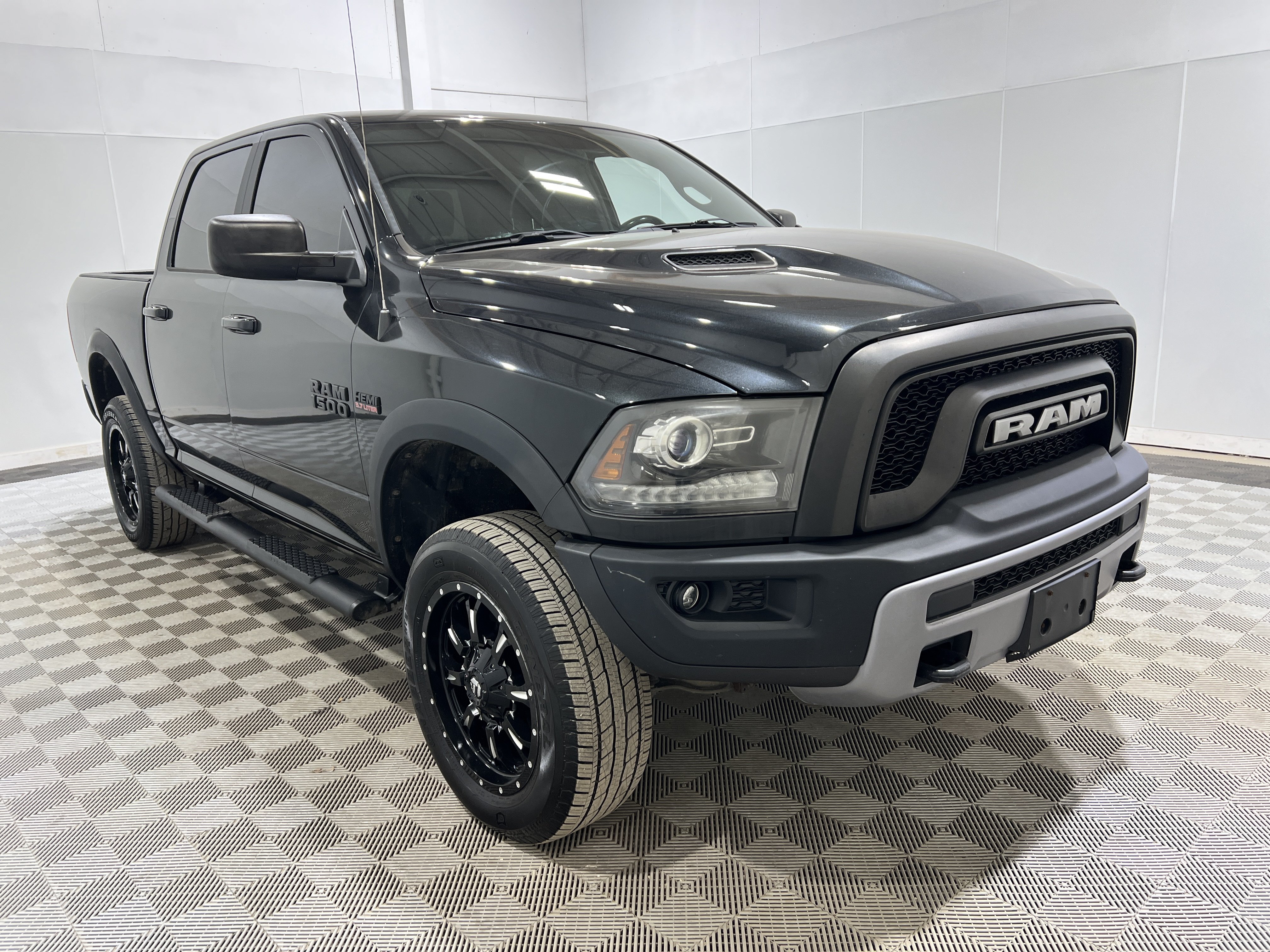 Used 2017 RAM 1500 Rebel AWD/4WD image 4