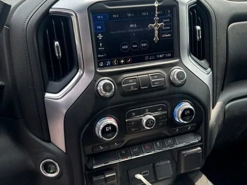 Used 2020 GMC Sierra 1500 Elevation w/ Elevation Value Package AWD/4WD image 5