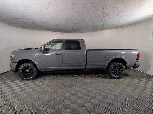 New 2026 RAM 3500 Limited AWD/4WD image 8