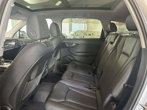 Used 2022 Audi Q7 3.0T Premium Plus w/ Premium Plus Package AWD/4WD image 14