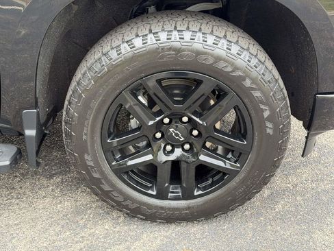 Used 2024 Chevrolet Silverado 1500 RST AWD/4WD image 24