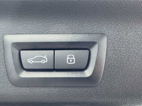 Used 2025 BMW X1 xDrive28i image 37