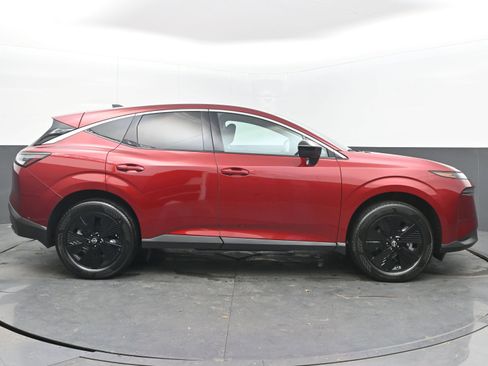 Certified 2025 Nissan Murano SV image 8