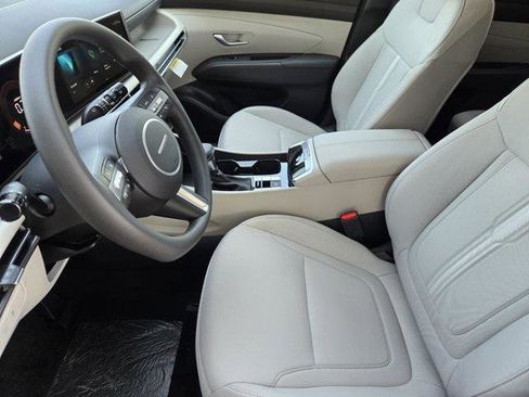 New 2026 Hyundai Tucson SEL image 8