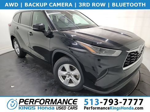 Used 2022 Toyota Highlander L AWD/4WD image 1