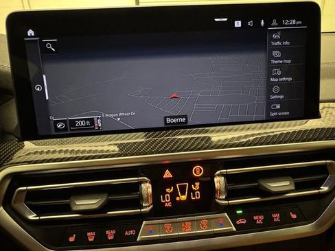 Used 2024 BMW X4 M40i w/ Premium Package image 11