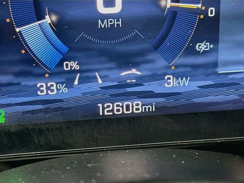 Used 2024 Chevrolet Equinox EV LT w/ LPO, Blackout Package FWD image 19