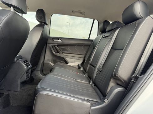 Used 2024 Volkswagen Tiguan SE FWD image 29