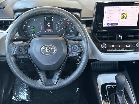 Used 2023 Toyota Corolla LE FWD image 14