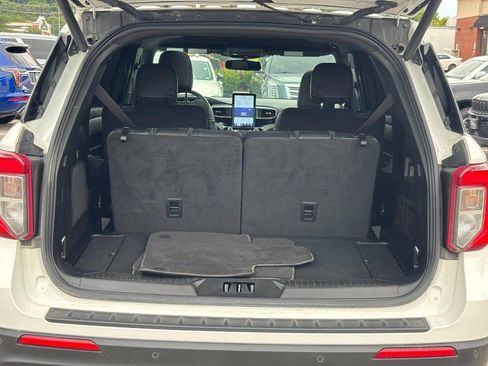 Used 2024 Ford Explorer ST w/ Equipment Group 401A AWD/4WD image 9