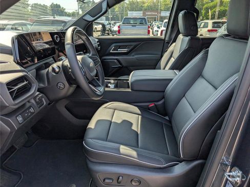 New 2026 Chevrolet Silverado EV LT w/ Premium Package image 11