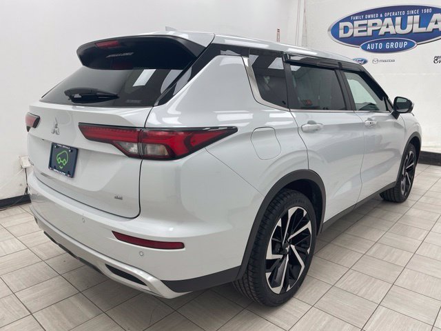 Used 2023 Mitsubishi Outlander SE Black Edition AWD/4WD image 9
