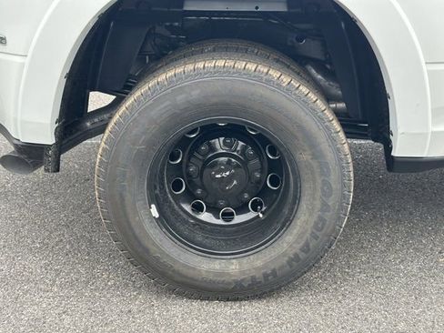 New 2026 RAM 3500 Limited image 19