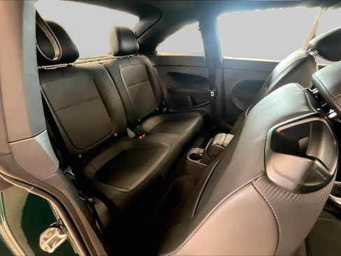 Used 2018 Volkswagen Beetle 2.0T S w/ Style & Comfort Package For S FWD image 18