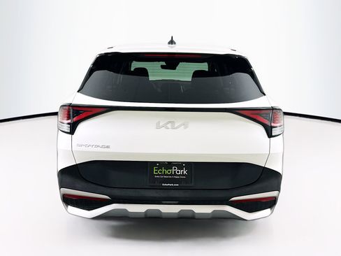 Used 2024 Kia Sportage LX image 7