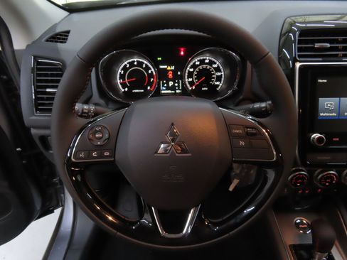 New 2025 Mitsubishi Outlander Sport LE image 14