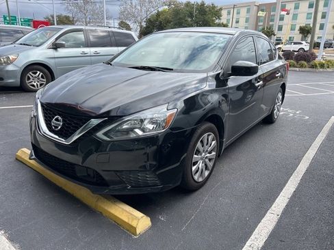 Used 2019 Nissan Sentra S image 1