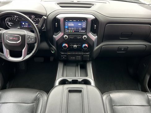 Used 2020 GMC Sierra 1500 SLT w/ SLT Premium Package image 17
