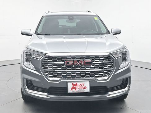 Used 2024 GMC Terrain Denali w/ Denali Premium Package image 24