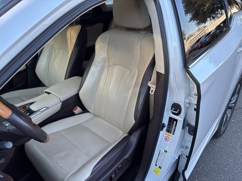 Used 2017 Lexus RX 350 FWD w/ Premium Package image 3