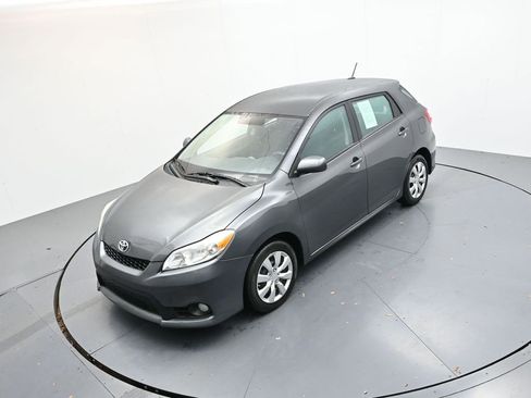 Used 2013 Toyota Matrix L image 17