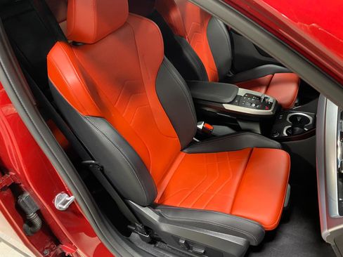 Certified 2025 BMW X2 xDrive28i w/ Convenience Package image 19