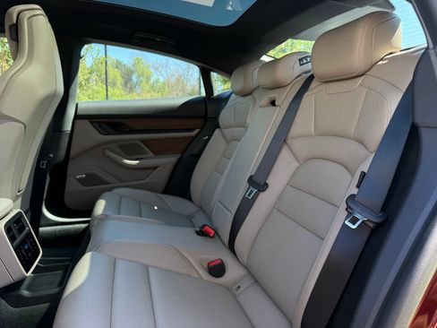 Certified 2022 Porsche Taycan RWD image 28