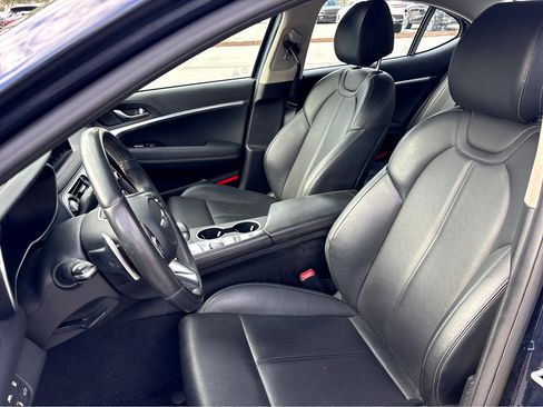 Used 2021 Genesis G70 2.0T image 20