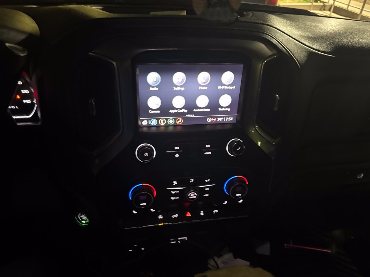 Used 2021 Chevrolet Silverado 1500 RST w/ Convenience Package II RWD image 10