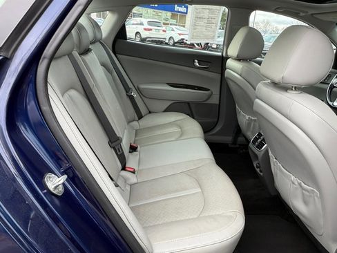 Used 2018 Kia Optima EX w/ Premium Package image 17