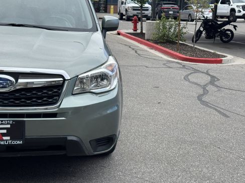 Used 2014 Subaru Forester 2.5i Premium w/ Popular Package #2 AWD/4WD image 8
