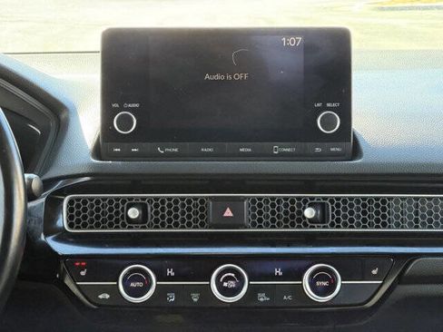 Used 2022 Honda Civic EX image 16