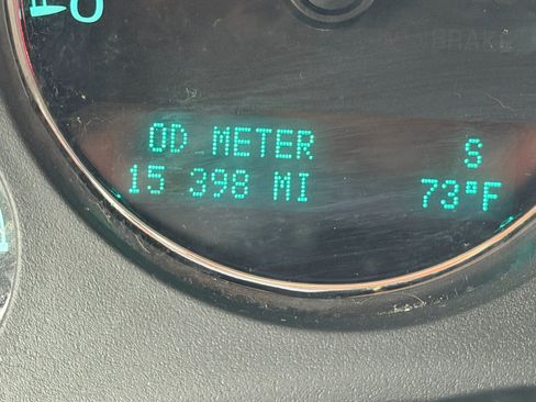 Used 2013 Chevrolet Suburban LT w/ Luxury Package image 50