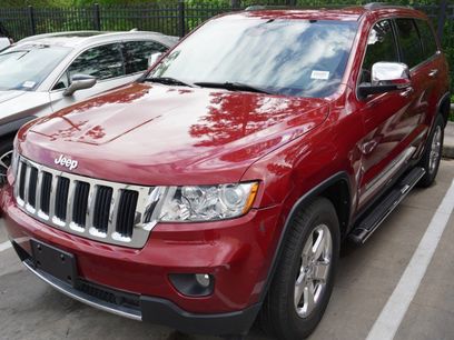 Used 2013 Jeep Grand Cherokee Limited w/ Luxury Group II