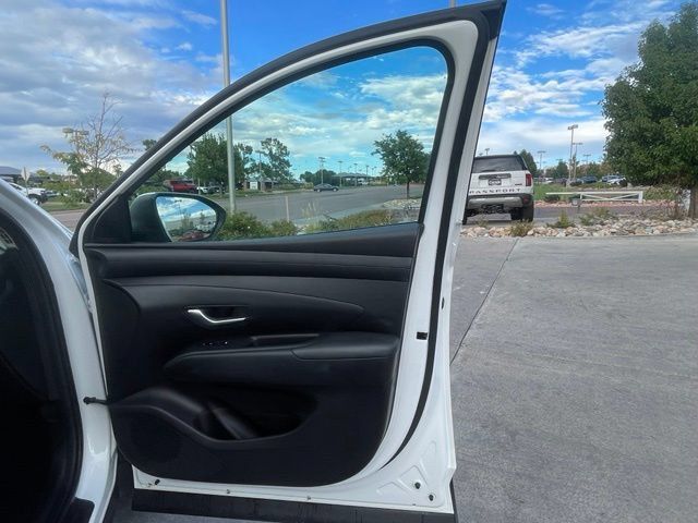 Used 2025 Hyundai Tucson SEL AWD/4WD image 31