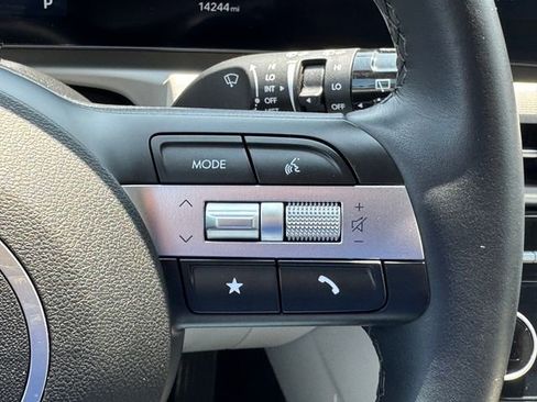 Used 2025 Hyundai Tucson SEL FWD image 21