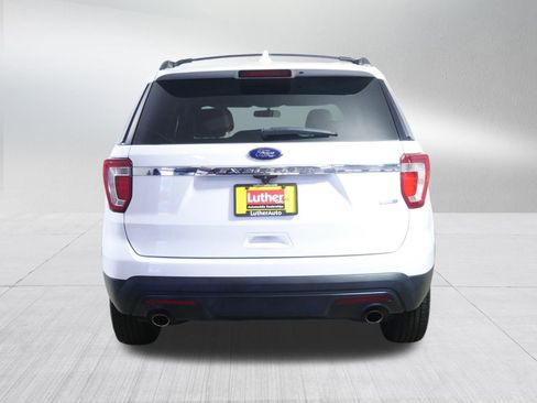 Used 2016 Ford Explorer Base image 6