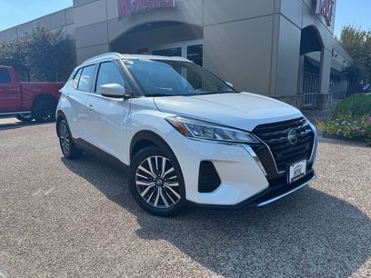 Used 2021 Nissan Kicks SV