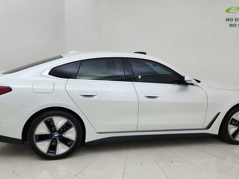 Used 2025 BMW i4 eDrive40 w/ Premium Package RWD image 6