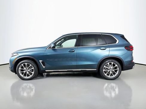 New 2026 BMW X5 xDrive40i w/ Climate Comfort Package image 4