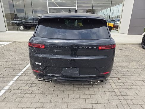 Used 2025 Land Rover Range Rover Sport Dynamic SE image 6