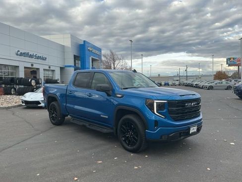 Used 2022 GMC Sierra 1500 Elevation image 1