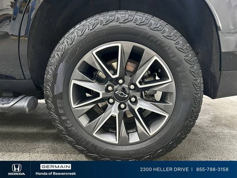 Used 2023 Chevrolet Tahoe Z71 w/ Luxury Package AWD/4WD image 14