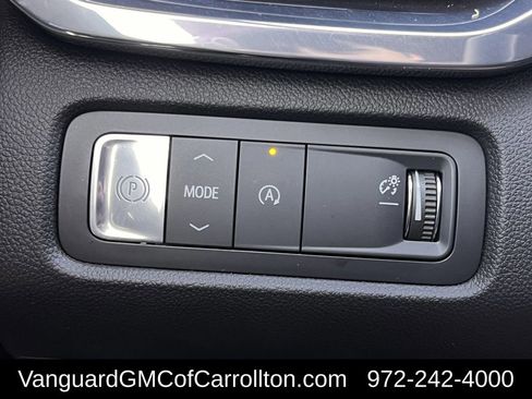 Used 2024 GMC Acadia Denali w/ Super Cruise Package image 24