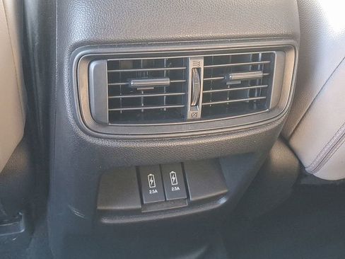 Used 2017 Honda CR-V EX-L image 10